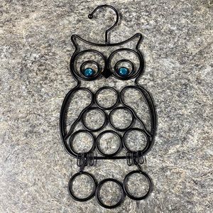 Super Cute Owl Scarf Hanger For Your Closet!